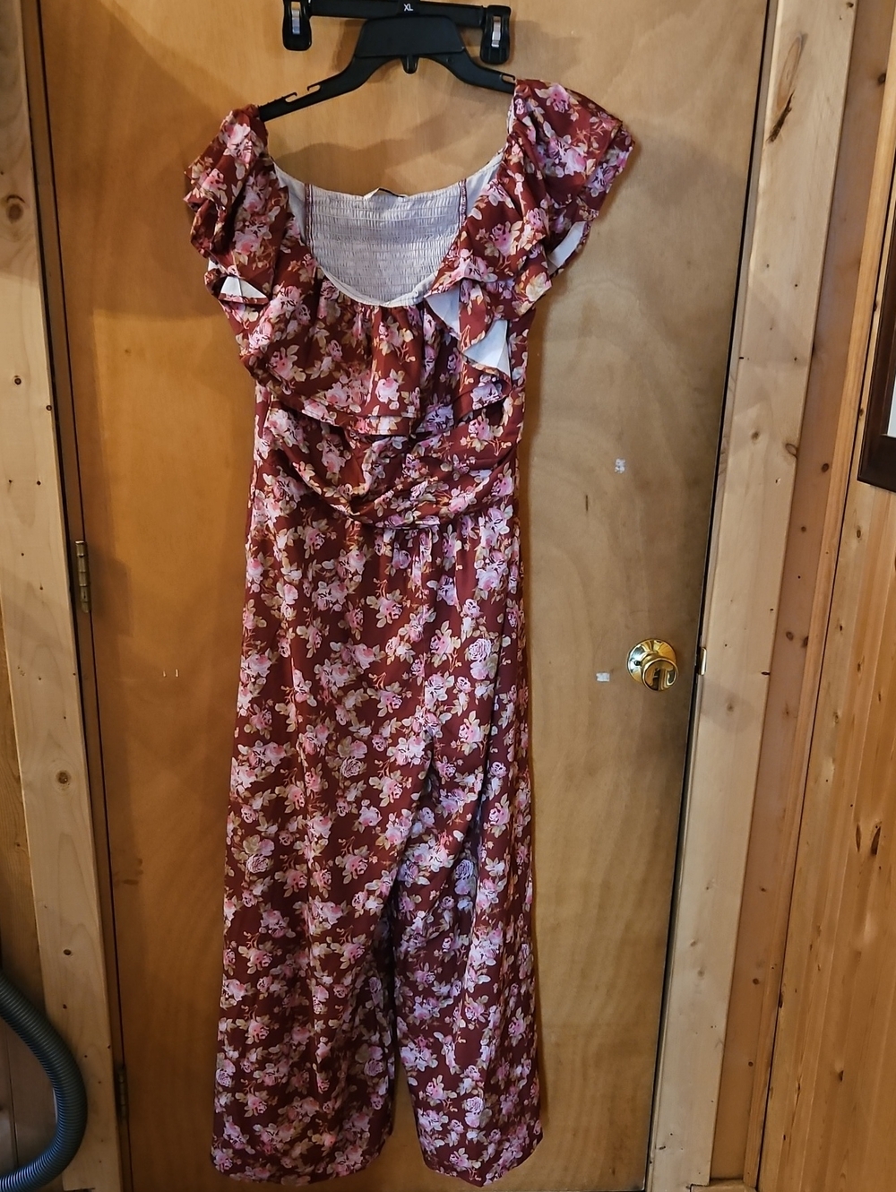 Gardenwed Floral Ruffle Jumpsuit in Mauve-Pink